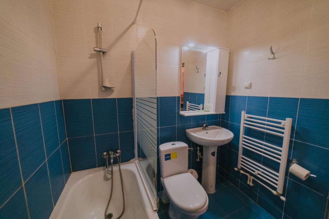 Hostel Denisa بوزاو المظهر الخارجي الصورة