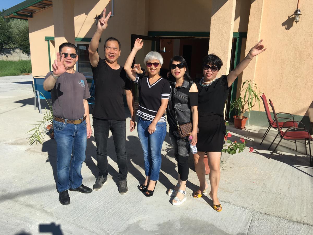 Hostel Denisa بوزاو المظهر الخارجي الصورة